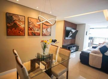 Apartamento · 89m² · 3 Quartos · 2 Vagas · Apartamento à venda em Santo Amaro, 3 quartos, 1 suíte, 2 banheiros, 2 vagas, 89m². Imperdível!