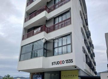 Comercial · 56m² · 1 Vaga · TRINDADE - FLORIANÓPOLIS - SC  Excelente sala comercial à venda no Residencial Studio 1335