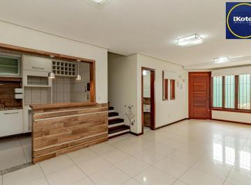 Casa · 135m² · 3 Quartos · 1 Vaga · Oportunidade em Ipanema: Casa em Condomínio Fechado com Suíte Master, Hidromassa