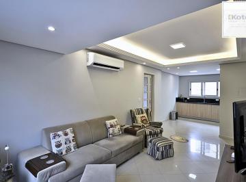 Apartamento · 147m² · 2 Quartos · 3 Vagas · Cobertura Reformada no Jardim Planalto com 3 Vagas e Churrasqueira