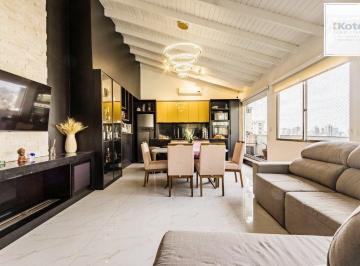 Apartamento · 176m² · 3 Quartos · 1 Vaga · Cobertura de 3 dormitórios à venda em Mont'Serrat, Porto Alegre.