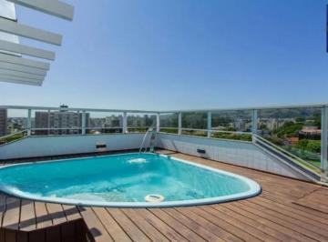Apartamento · 211m² · 3 Quartos · 2 Vagas · Cobertura mobiliada com piscina e vista 360° no Jardim Planalto – POA