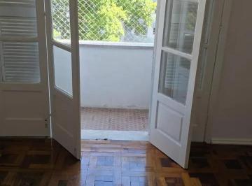 Apartamento · 79m² · 2 Quartos · Apartamento 02 dormitórios sem garagem no bairro independência em porto alegre
