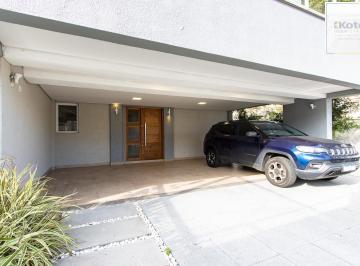 Casa · 122m² · 3 Quartos · 3 Vagas · Casa de esquina à venda na Av. Copacabana | 3 dormitórios | 3 vagas |