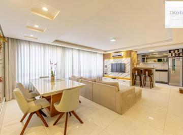 Apartamento · 90m² · 3 Quartos · 1 Vaga · Apartamento 3 quartos, vaga, elevador e churrasqueira no bairro Petrópolis