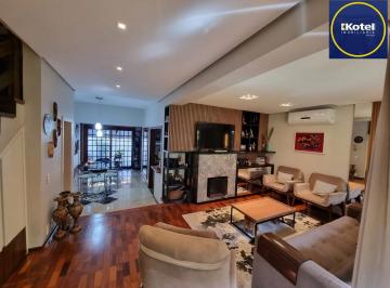 Casa · 135m² · 3 Quartos · 3 Vagas · Casa de 3 Dormitórios em Condomínio Fechado Infra Completa