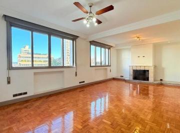 Apartamento · 201m² · 3 Quartos · 1 Vaga · Apartamento de 3 dormitórios à venda em Independência, Porto Alegre