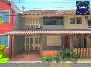.jpg+2025-03-04 · Casa Condominio em Porto Alegre, no bairro Cavalhada, com 2 dormitório(s), à ven