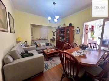 Apartamento · 81m² · 3 Quartos · Apartamento 3 dormitórios com 80m2 no bairro Floresta.