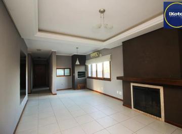Apartamento · 93m² · 2 Quartos · 2 Vagas · Apartamento de 2 dormitórios, 1 suíte, closet e 2 vagas de garagem .