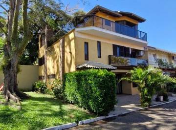 Casa · 122m² · 4 Quartos · 2 Vagas · Casa em Condominio Fechado bairro Ipanema