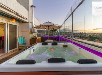 Apartamento · 138m² · 1 Quarto · 2 Vagas · Cobertura de 01 dormitório com 02 vagas de garagens escrituradas