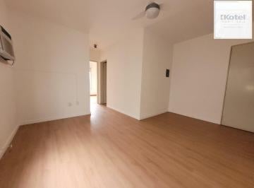 Apartamento · 63m² · 2 Quartos · 1 Vaga · Apartamento de frente 2 dormitórios e vaga coberta próximo do Hospital Conceição