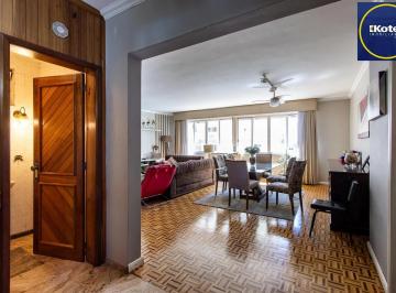 Apartamento · 169m² · 3 Quartos · 1 Vaga · Apartamento 3 dormitorios com 168,65m2 privativos e uma vaga..