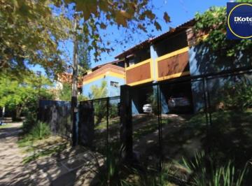 Casa · 165m² · 3 Quartos · 2 Vagas · Casa em Condomínio, 3 quartos- Manoel Lopes Meirelles - Jardim Sabara