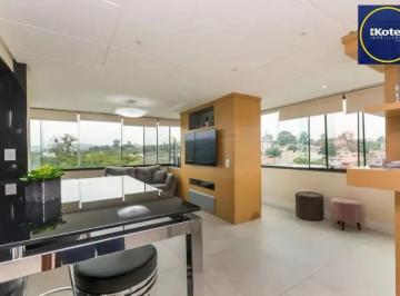 Apartamento · 200m² · 3 Quartos · 2 Vagas · Cobertura com 3 dormitórios, suíte e 2 vagas.