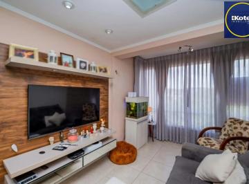 Apartamento · 64m² · 3 Quartos · 1 Vaga · Apartamento semi mobiliado de 3 quartos, elevador, 1 vaga no bairro Cavalhada