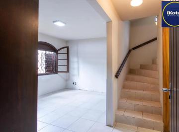 Casa · 146m² · 3 Quartos · 1 Vaga · Casa de condomínio, 3 dormitórios, 1 suíte, 1 vaga coberta, no bairro Cristal.