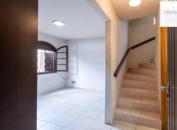 Casa · 146m² · 3 Quartos · 1 Vaga · Casa de condomínio, 3 dormitórios, 1 suíte, 1 vaga coberta, no bairro Cristal.