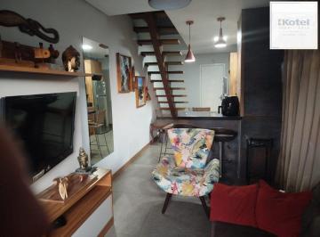 Casa · 156m² · 3 Quartos · 3 Vagas · Casa com 156m², 4 dormitórios, 3 vagas no Ecoville.
