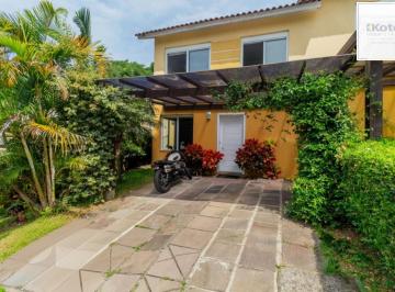 Casa · 118m² · 3 Quartos · 2 Vagas · Casa em condomínio de 3 quartos, suíte e 2 vagas no bairro Mário Quintana