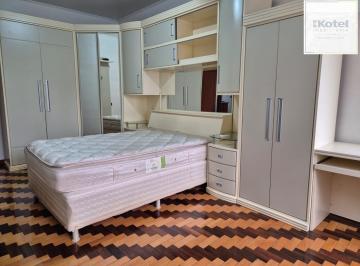 Apartamento · 102m² · 3 Quartos · Três dormitórios no Centro Histórico