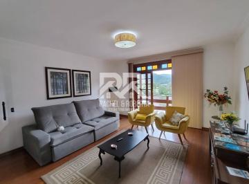Casa · 131m² · 3 Quartos · 2 Vagas · Casa geminada totalmente independente com ótima localização