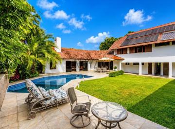 Casa · 700m² · 4 Quartos · 8 Vagas · Casa em condomínio à venda no Pilarzinho ARYA1