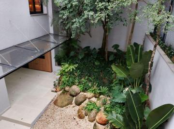Casa de 3 quartos, Porto Alegre · Casa com 3 quartos en Bela Vista, 390 m² de área total para venda