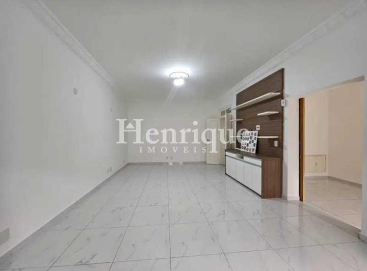 Foto do imóvel - Henrique imóveis vende: Uma verdadeira joia rara na Praia do Flamengo! Esta belíssima casa.