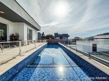 Casa · 661m² · 3 Quartos · 2 Vagas · Casa com 660m² no Alphaville Porto Alegre para quem quer espaço, vista e personalidade — sem cair no