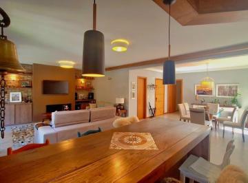Apartamento · 143m² · 2 Quartos · 2 Vagas · Apartamento em Rio Branco