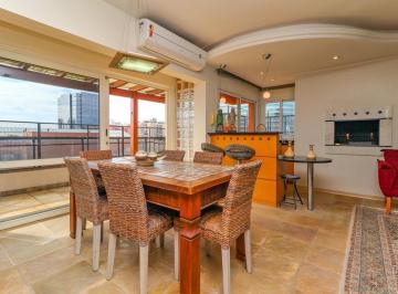 Apartamento · 200m² · 3 Quartos · 2 Vagas · Cobertura em Passo da Areia