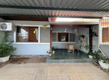 Casa · 55m² · 3 Quartos · 1 Vaga · Casa 3 dormitórios moradas do sul