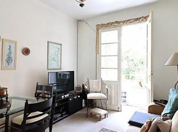 Apartamento · 60m² · 2 Quartos · Vende-se apartamento com 2 quartos (1 suíte), 60 m² – Petrópolis
