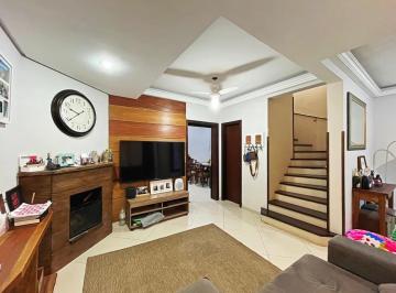 Casa · 152m² · 3 Quartos · 4 Vagas · Excelente casa a venda com 3 dormitórios no bairro Tristeza em Porto Alegre.