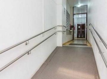 Apartamento · 49m² · 1 Quarto · Oportunidade! 1D no Centro Histórico. P. Alegre - Preço Baixo