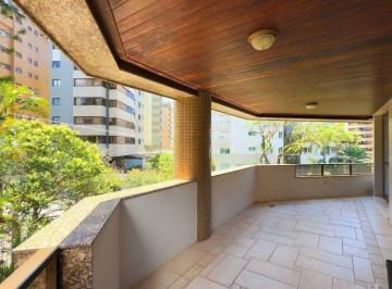 Apartamento · 206m² · 4 Quartos · 5 Vagas · Apartamento semimobiliado com 2 suítes e 4 quartos no cobiçado bairro Bela Vista
