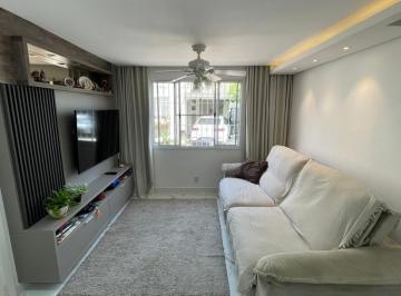 Casa · 86m² · 3 Quartos · 3 Vagas · Casa com 3 dormitórios no bairro Humaitá