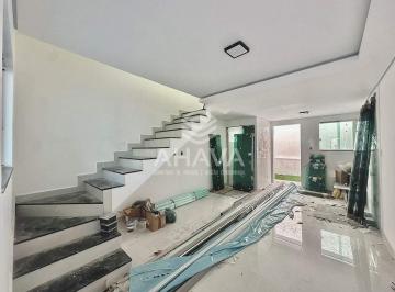 Casa · 72m² · 2 Quartos · 2 Vagas · Casa Geminada com 2 Quartos sendo 2 Suítes - 2 Vagas - 72m² - Jardim Leblon