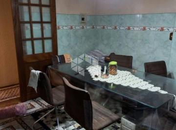d7a9bfc7 · Casa de 3 dormitórios no Rubem Berta
