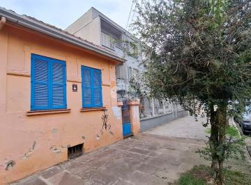 Terreno · 87m² · 1 Quarto · Terreno com projeto aprovado na Prefeitura, com casa de 1 dormitório no Rio Branco