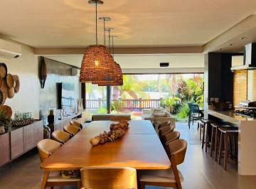 Casa · 3m² · 5 Quartos · 1 Vaga · Vendo Casa de Alto Padrão com 5/4 à Beira do Rio Buranhém
