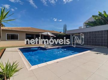bc33459f-387c-45e9-bd4e-2986b3eeca95.webp · Casa Térrea com habite-se | 4 Quartos | 3 Suítes | Solar de Brasília