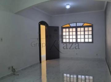 Casa · 200m² · 4 Quartos · 2 Vagas · Oportunidade - Casa Sobrado - Residencial União - 4 Dormitórios - 200m².