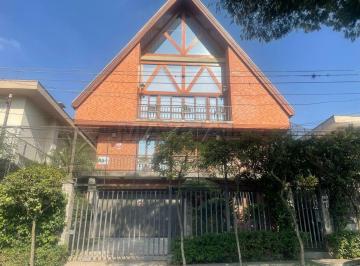 Casa · 200m² · 4 Quartos · 5 Vagas · Sobrado a venda, 4 dormitórios, 4 banheiros, 4 vagas de garagem 274m ² no Jardim São Bento