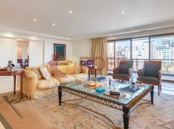 Apartamento · 420m² · 4 Quartos · 5 Vagas · Moldura do Pacaembu por Sig Bergamin. Andar privativo com elevador Shabat