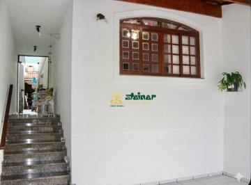 2e2ba1b691c59356ea31a8bb80de99eb42807e4e · Sobrado com 3 suítes no Bairro do Gopouva