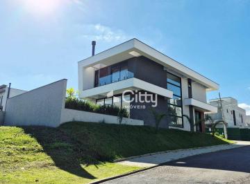 3a5f5e4f71b4de8ed97e796d2b248d7d178a9b7a · Casa 3 suítes, 227 m2, em condomínio fechado por 1.990M