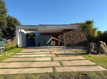 3bbf2c888af7e0a210d206a8de4a708aa5840d7f · Casa Espetacular, 170 m² por R$ 1.170.000 - Ninho Verde II - Pardinho/SP